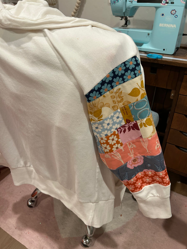 10. Scrappy Sweatshirt Sleeves - Taught by Shannon White - THURSDAY EVENING